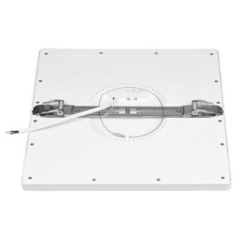  UNIVERSAL CARRE 18W 3CCT 