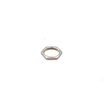  Ecrou en laiton nickel ISO 32 