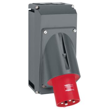  BOIT.PLAST.SOCLE CONNECT.63A 