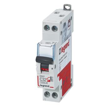  DNX3 DISJ GP PN C32 3000A 