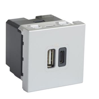  CHARG 2M 2USB A+C 3A 15 WMG 