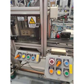  BOITE METALLIQUE VIDE 