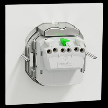  Prise sol equip carre mtal 